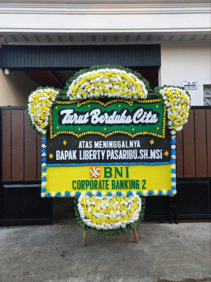 Papan Bunga Duka di Masohi